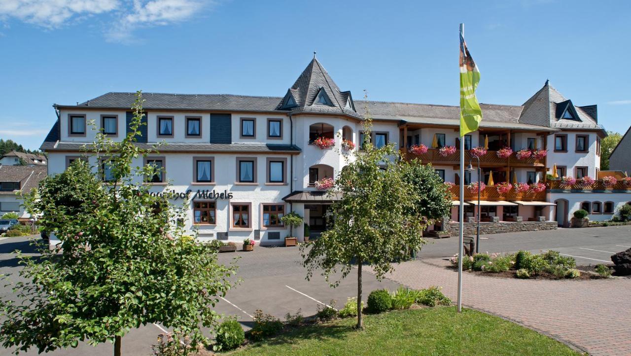 MICHELS Wellness-&Wohlfühlhotel Schalkenmehren Exterior foto